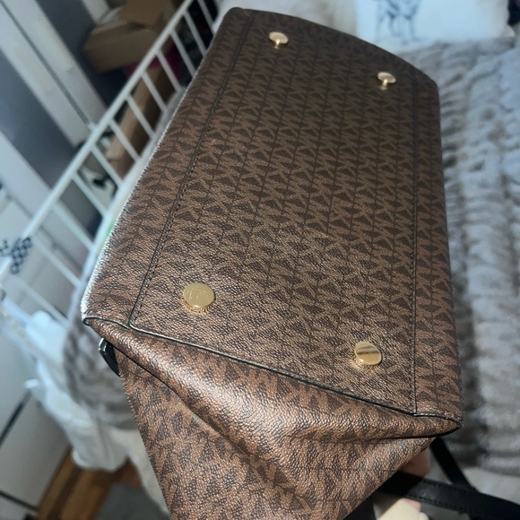 Michael Kors Brown and Black Women's Bag - Picture 3 of 4